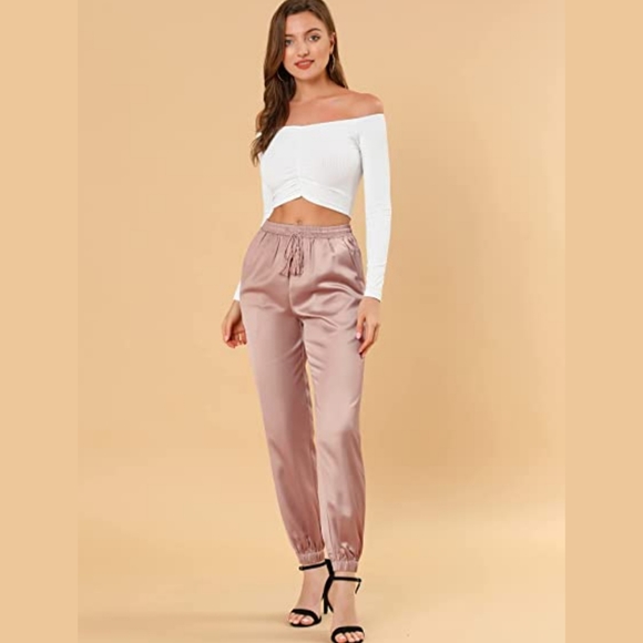 ❄️ 3/$25 ✨HOST PICK✨🆕Pretty Pink Satin Joggers - New with Tags! - Picture 3 of 13